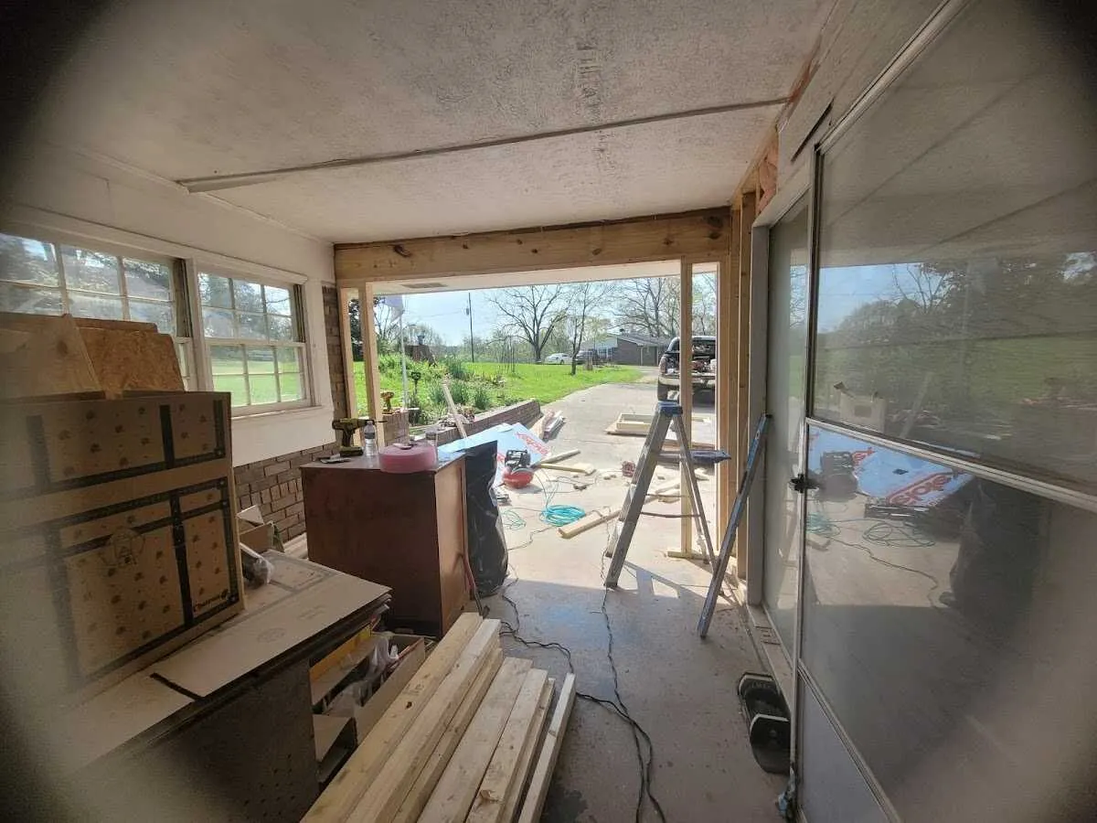 Air movers and dehumidifier for Drying & Dehumidification in Peru